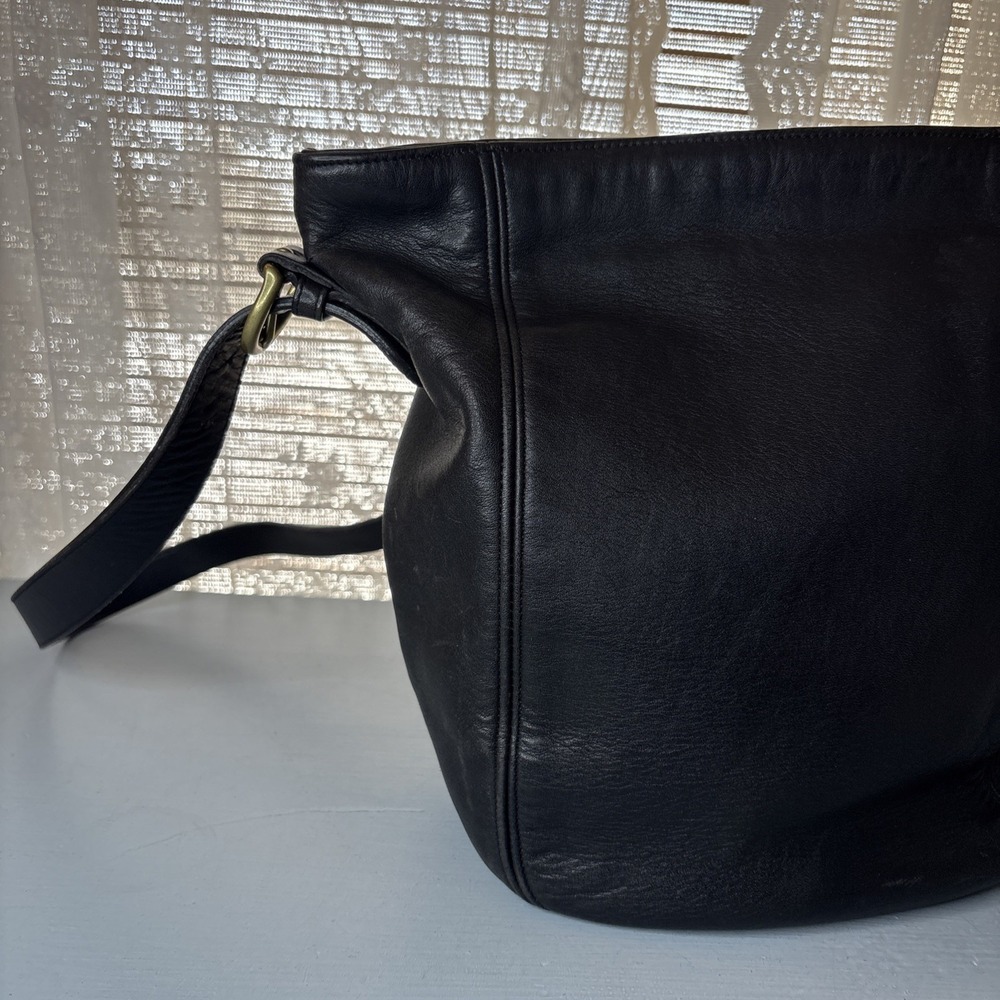 Vintage COACH Black Leather, Monterey Hobo Shoulder Bucket Bag, 90s USA - Picture 9 of 16